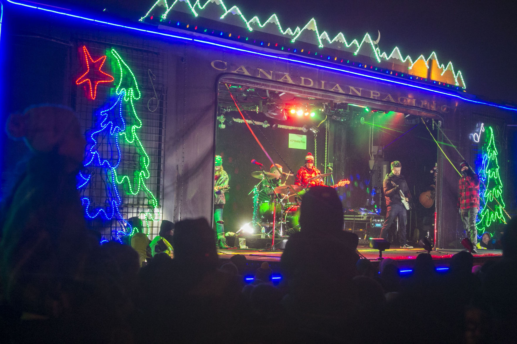 Holiday Train 7